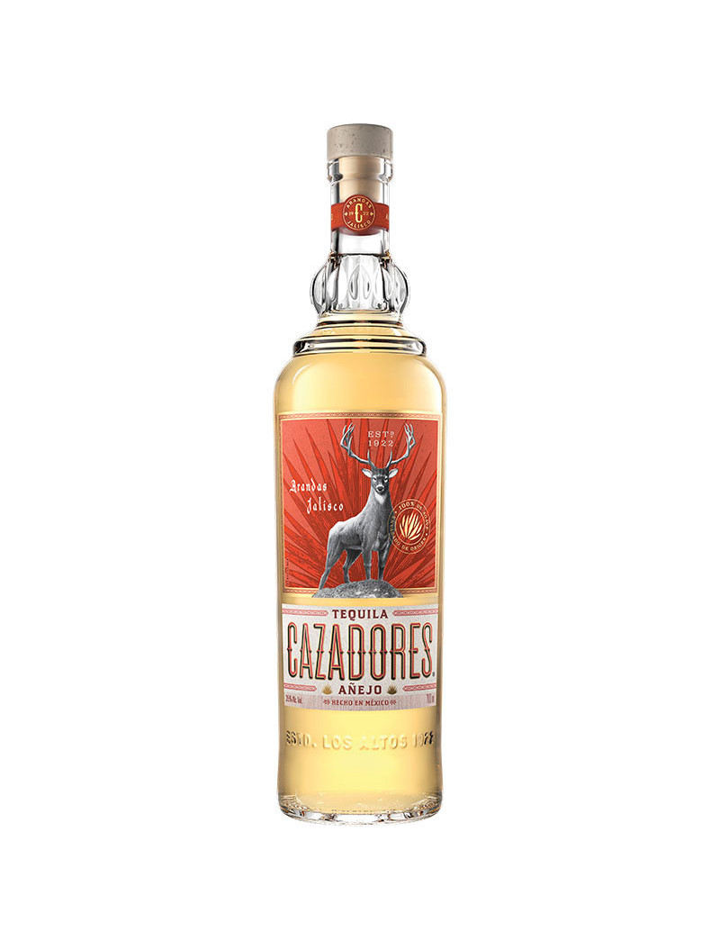 TEQUILA AÑEJO 100% CAZADORES .700