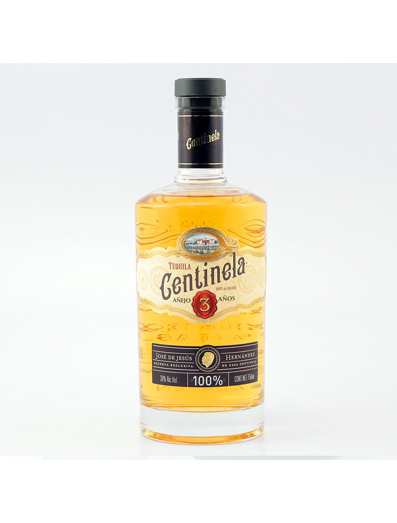 TEQUILA AÑEJO 100% CENTINELA 3 AÑOS .750